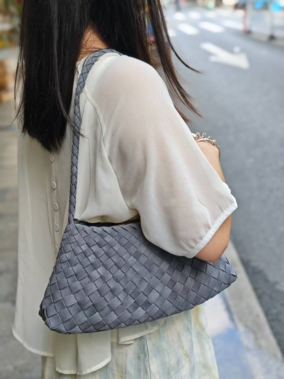 ტყავის ჩანთები