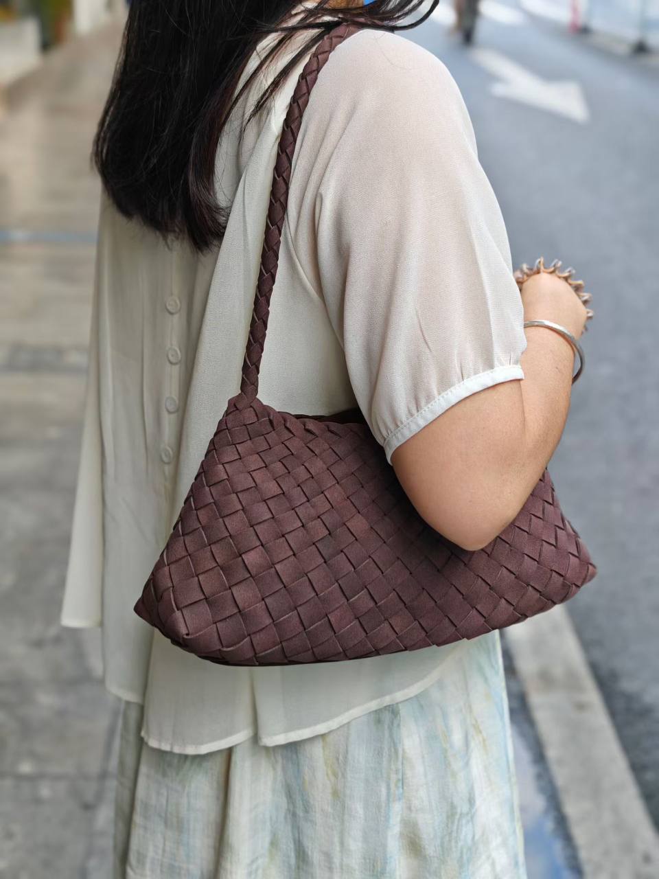 ტყავის ჩანთები