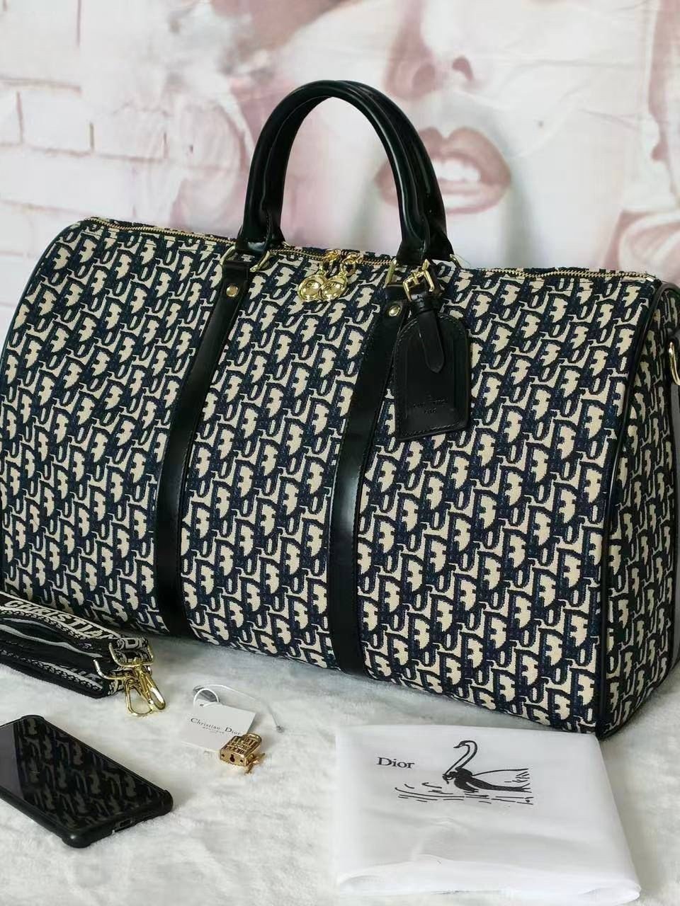 სამგზავრო ჩანთა