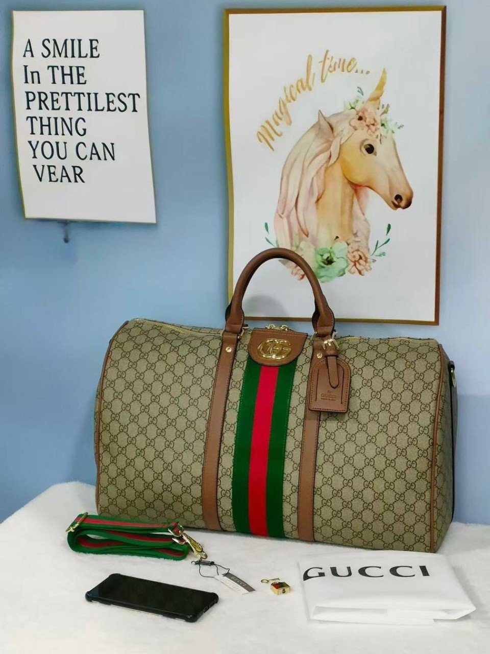 სამგზავრო ჩანთა