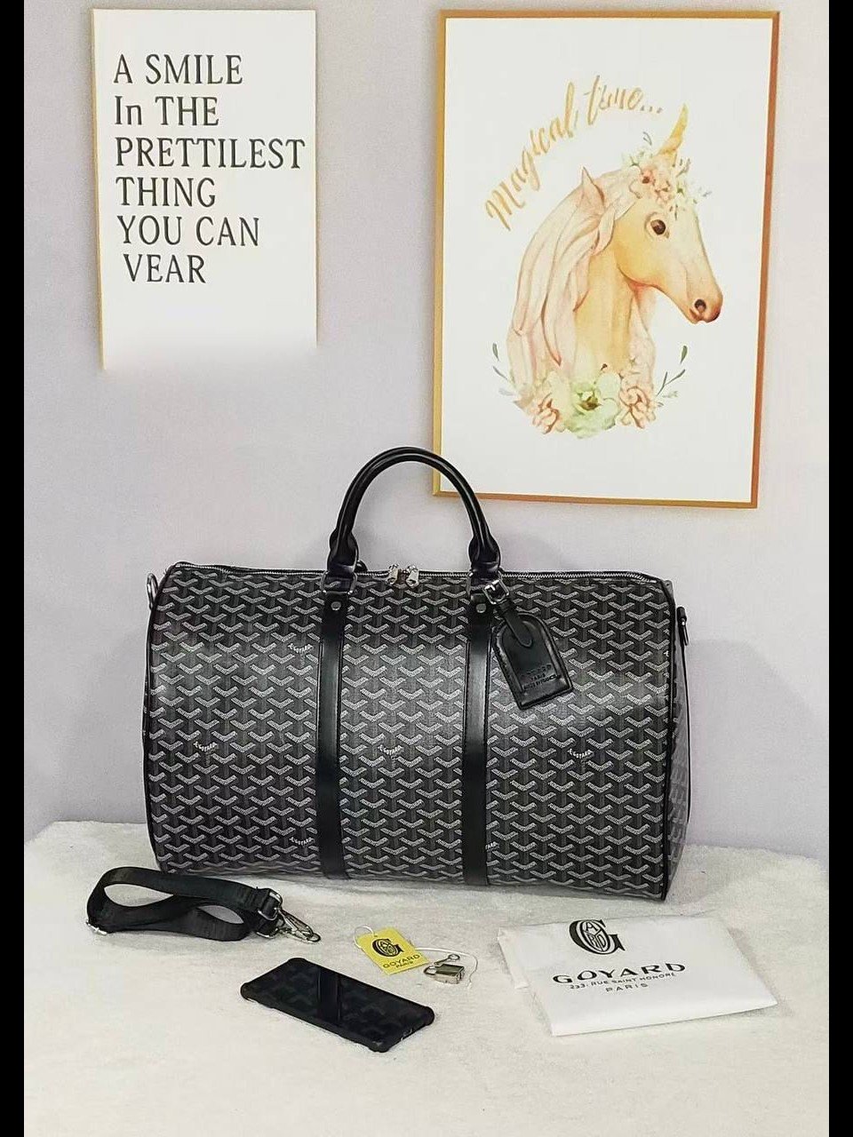 სამგზავრო ჩანთა