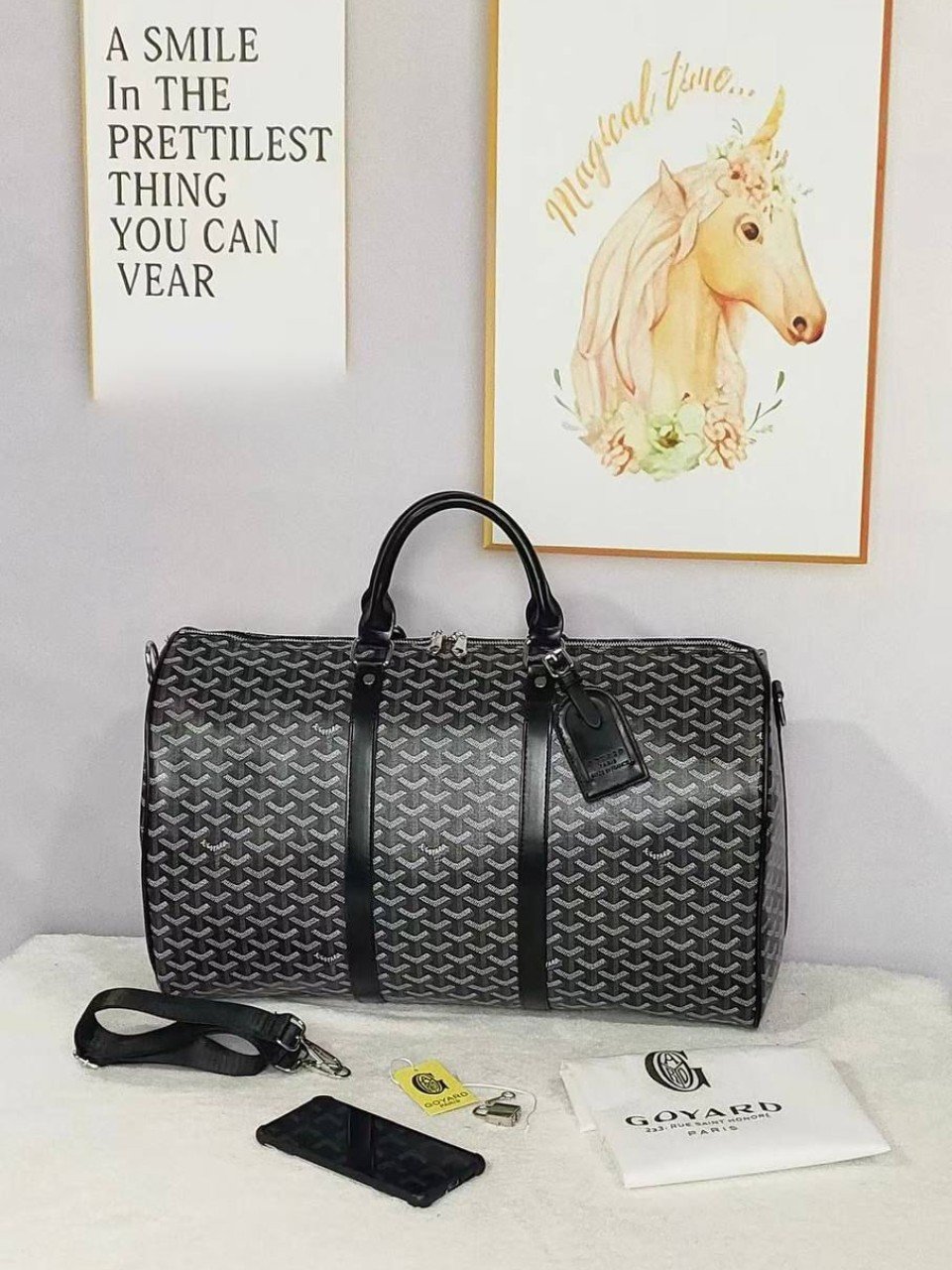 სამგზავრო ჩანთა