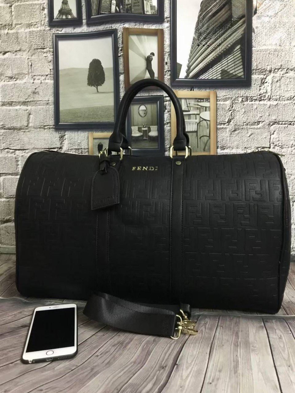 სამგზავრო ჩანთა