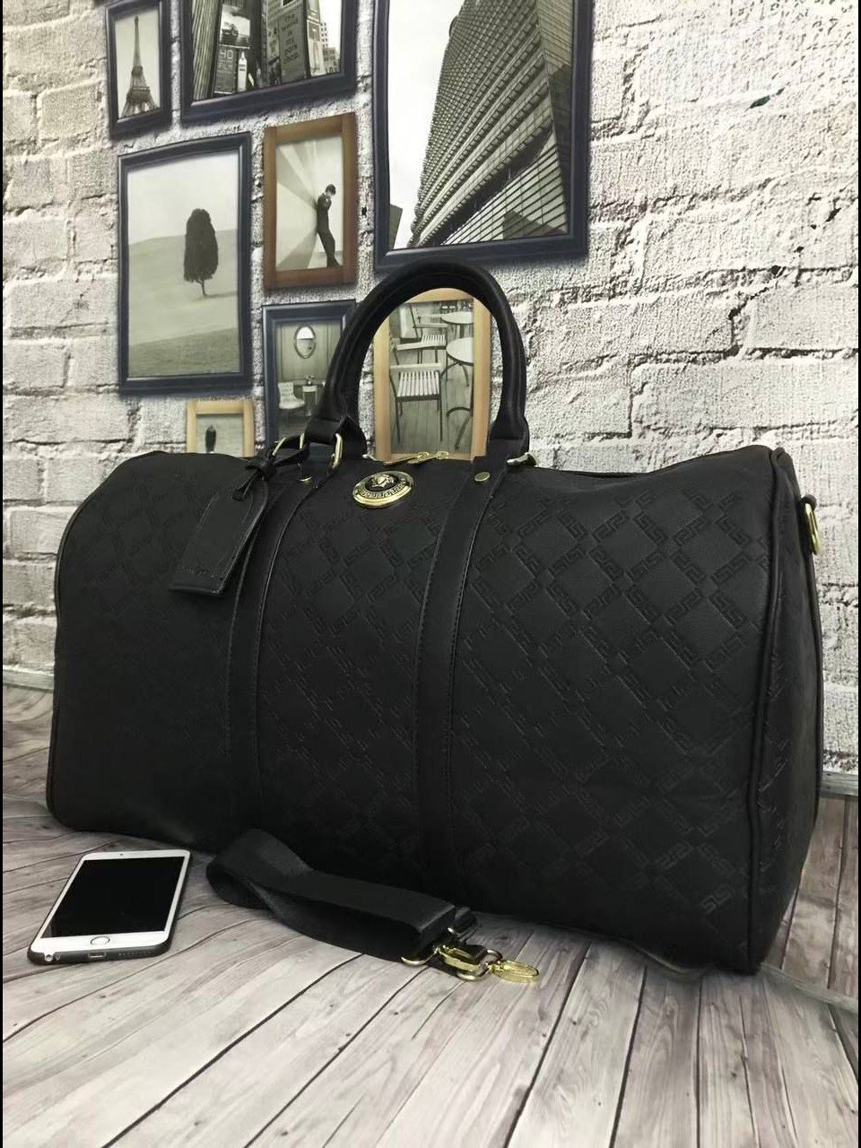 სამგზავრო ჩანთა