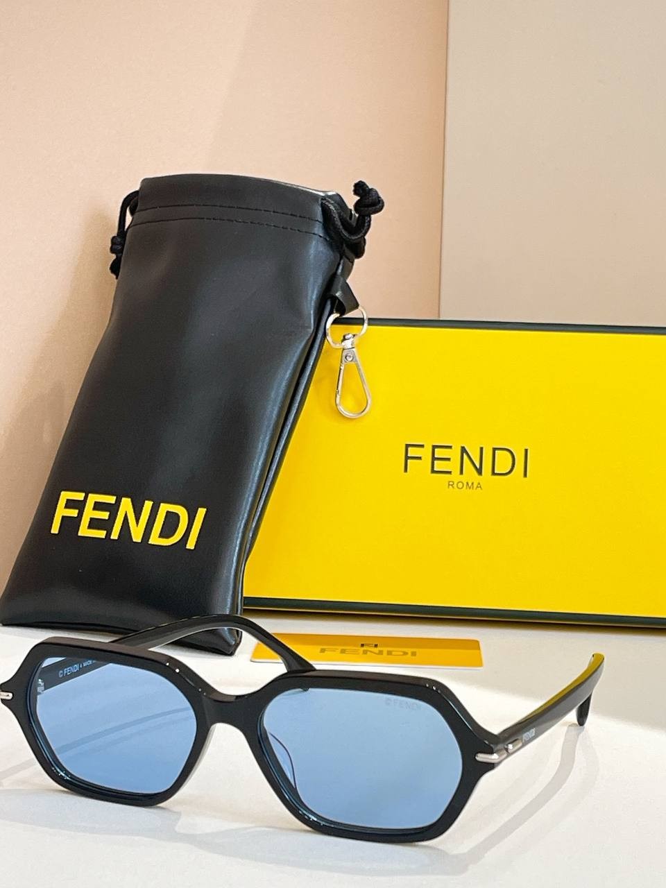 სათვალე