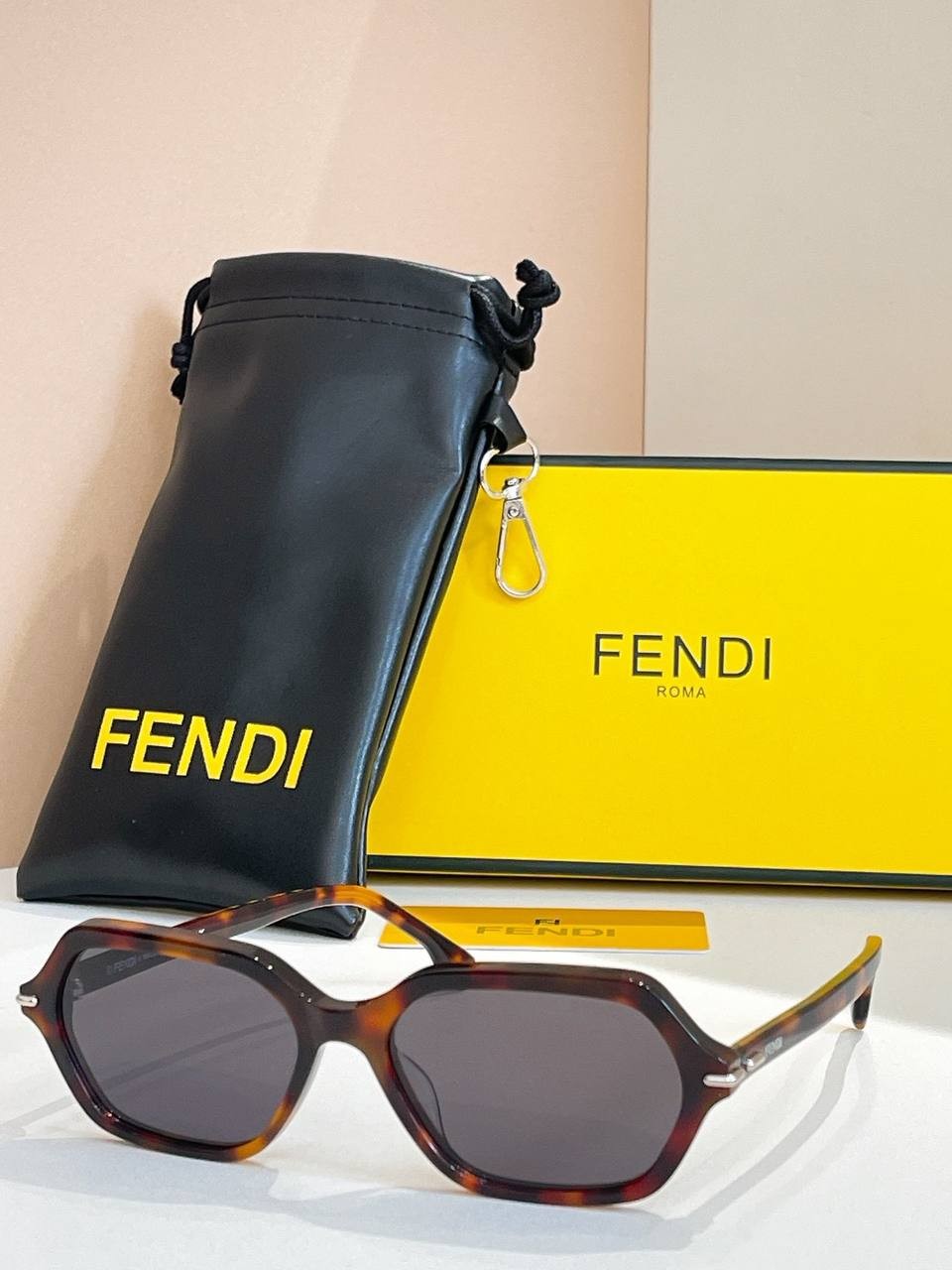 სათვალე