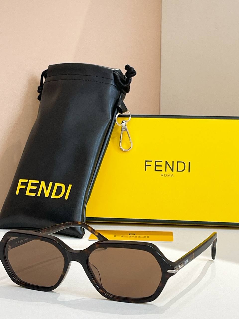 სათვალე