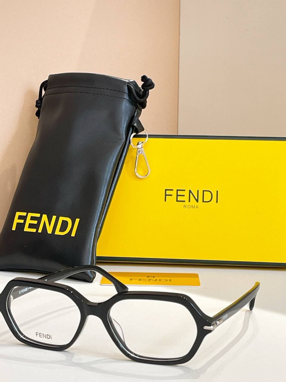 სათვალე