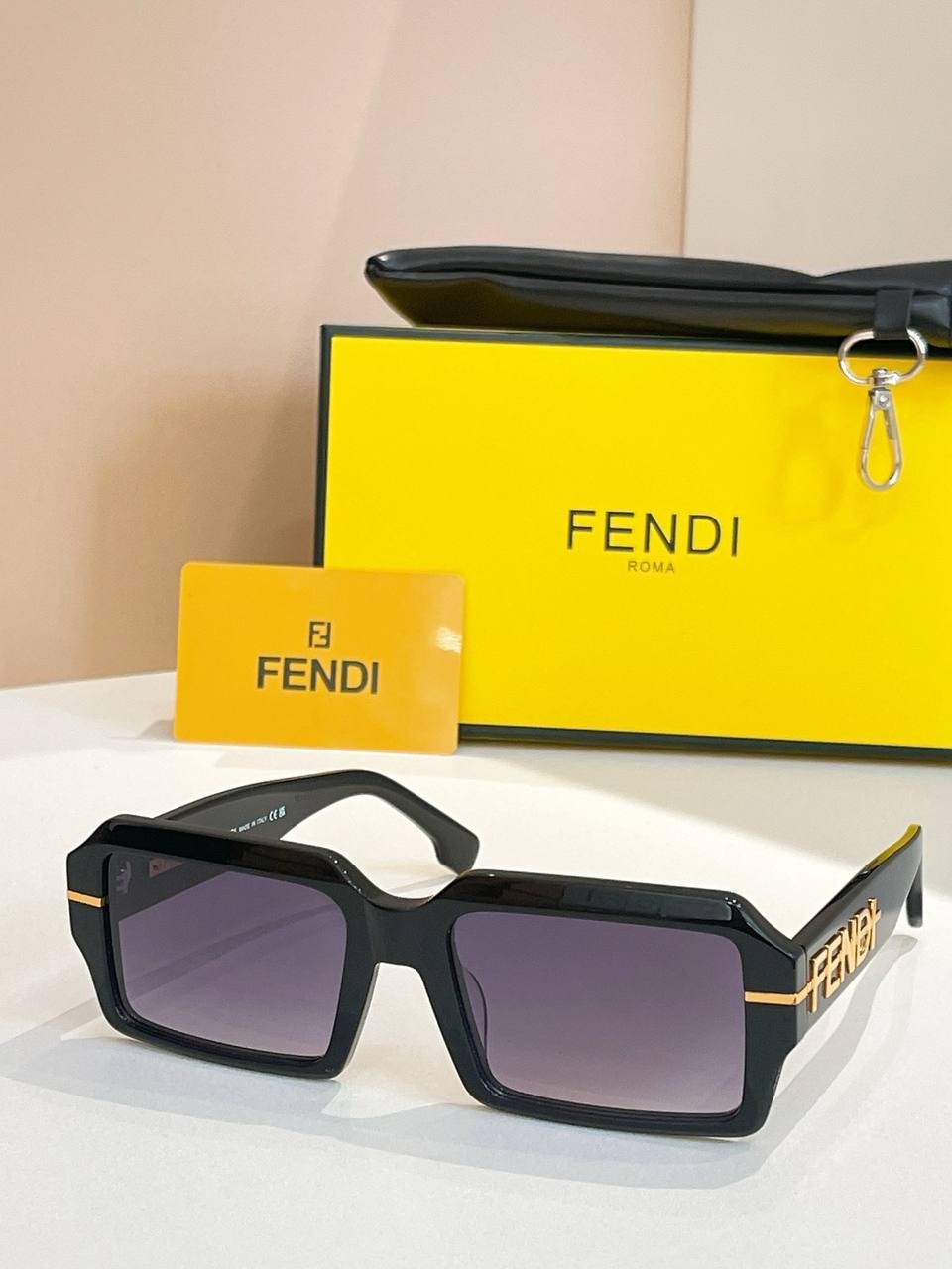 სათვალე