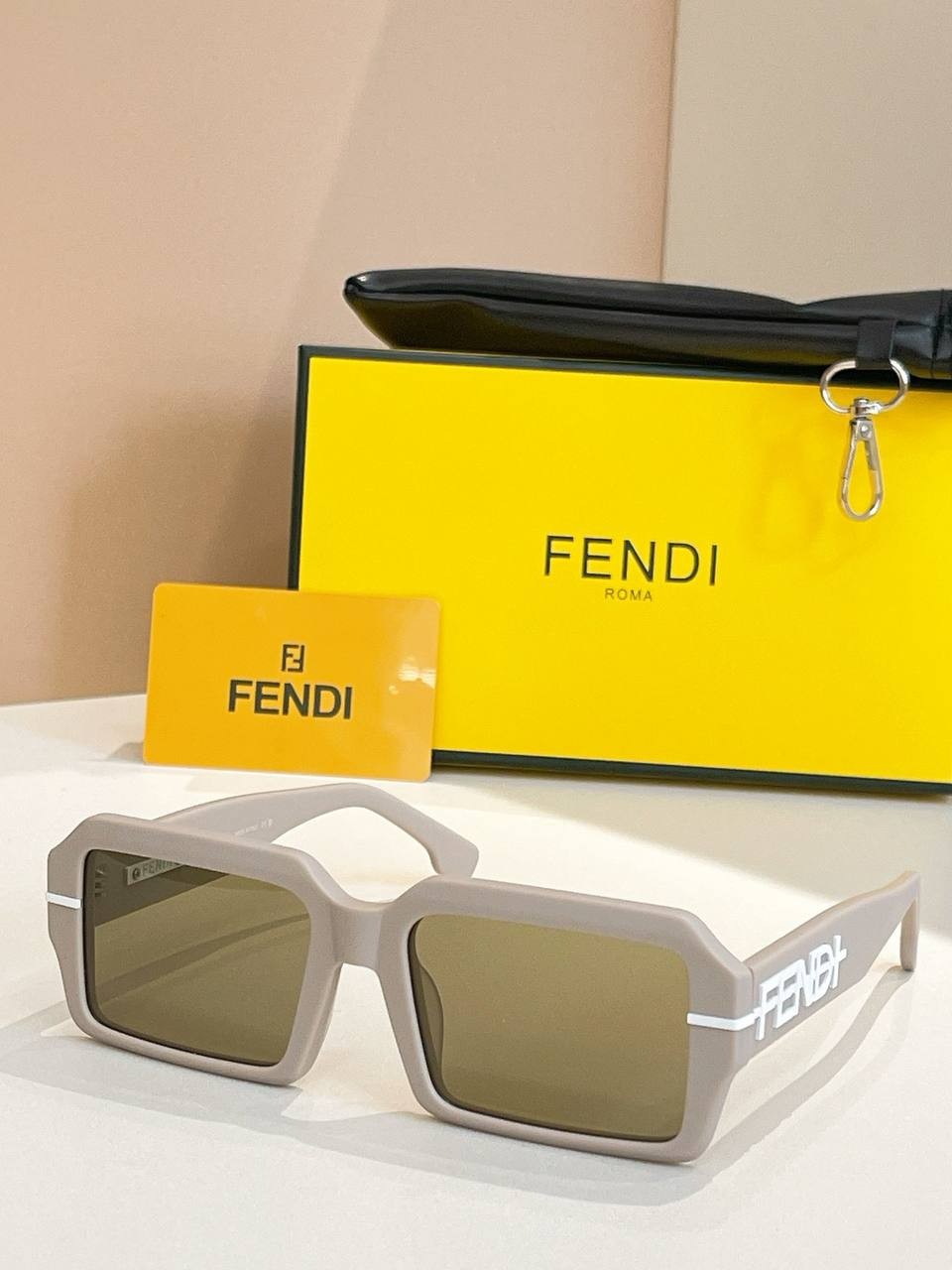 სათვალე