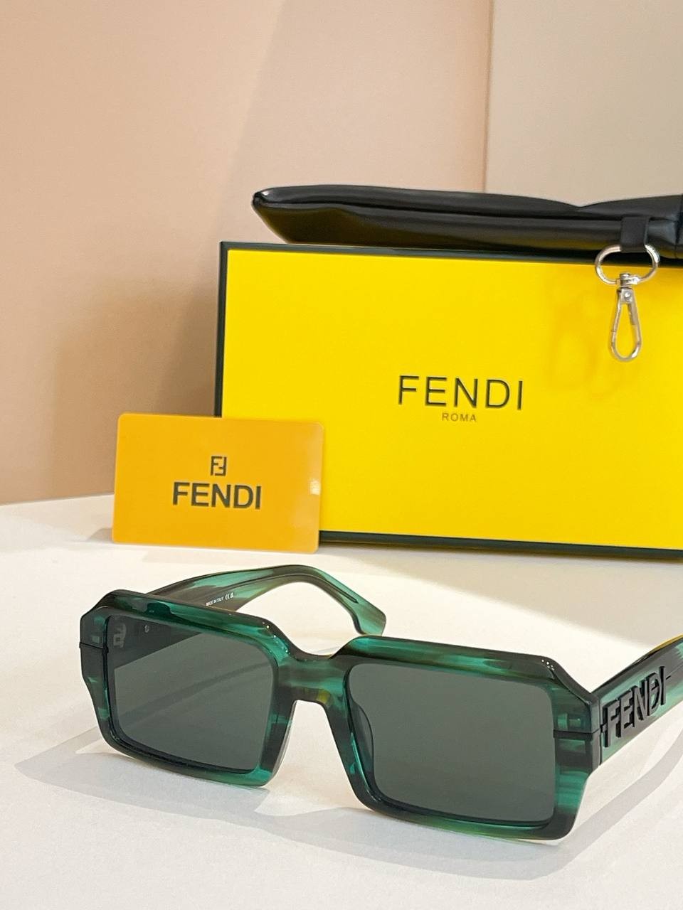 სათვალე