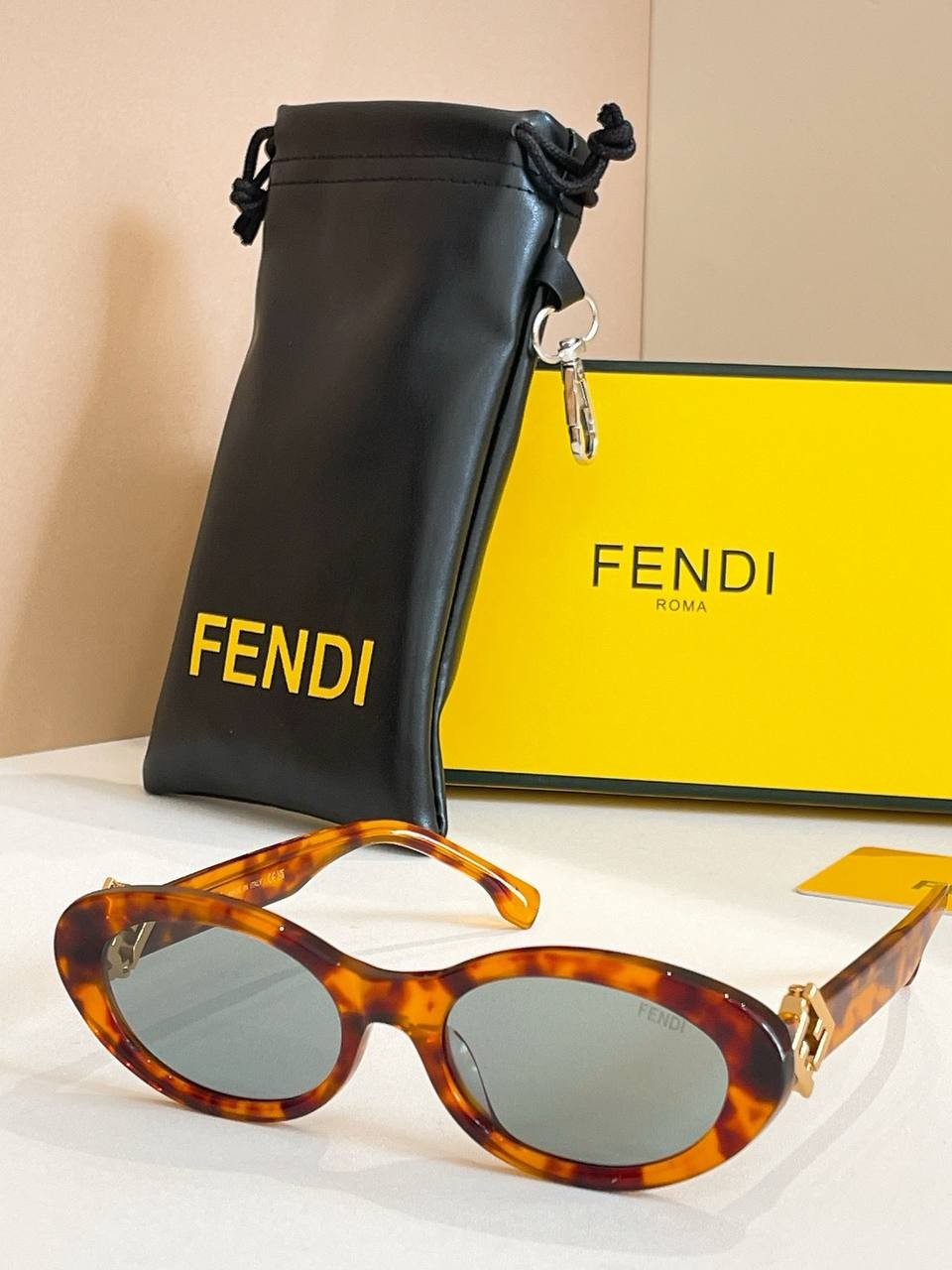 სათვალე