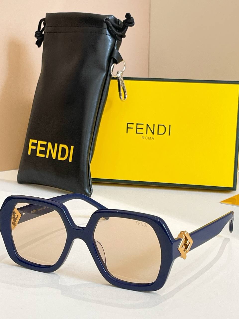 სათვალე