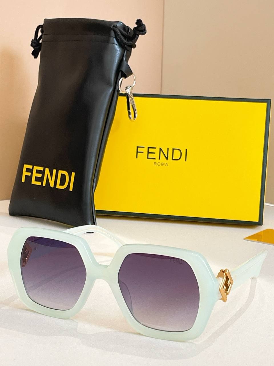 სათვალე