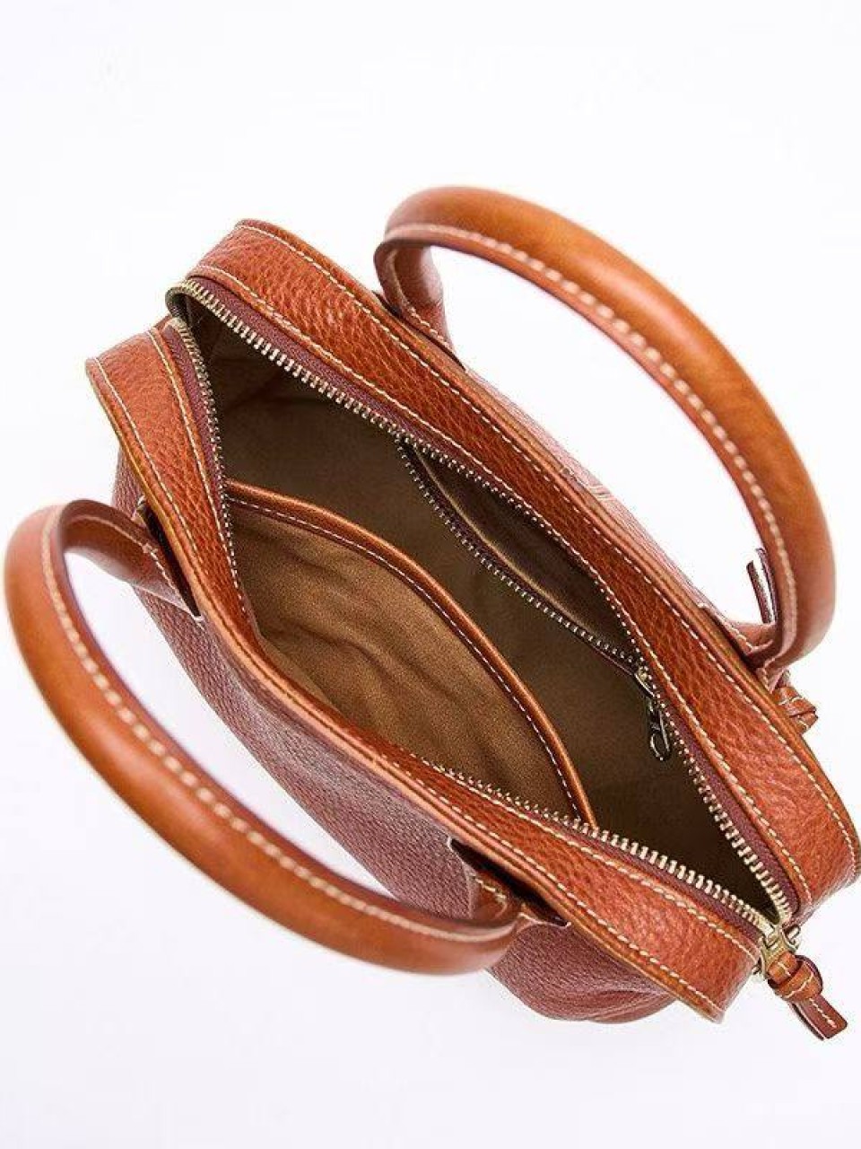 ტყავის ჩანთები