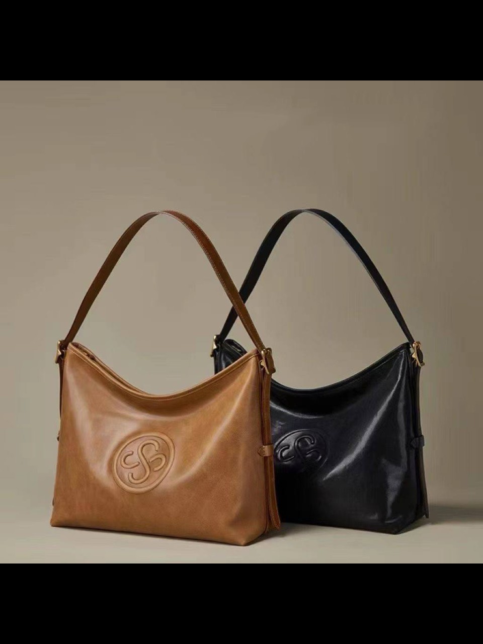 ტყავის ჩანთები