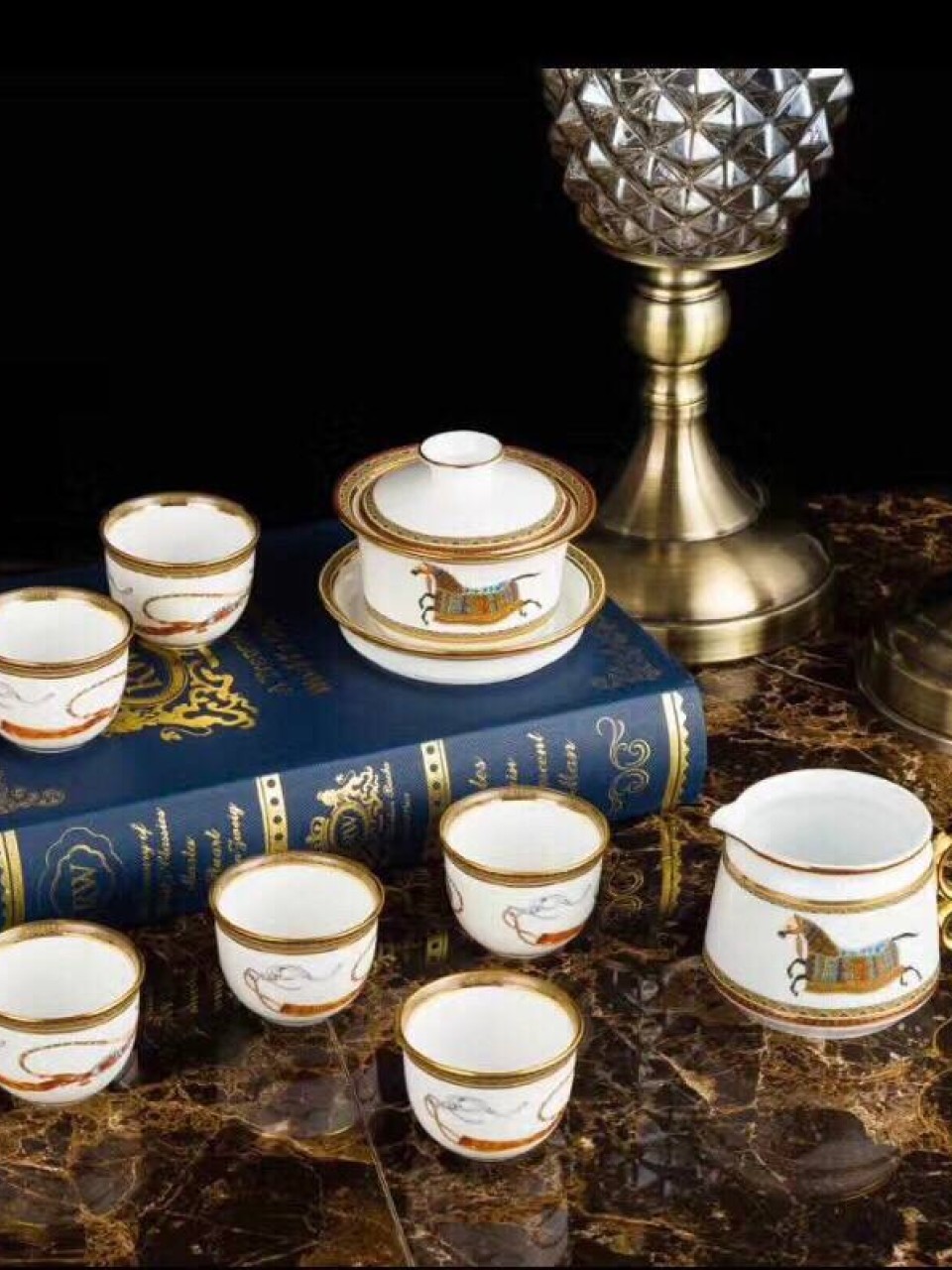 ფინჯანის კომპლექტი