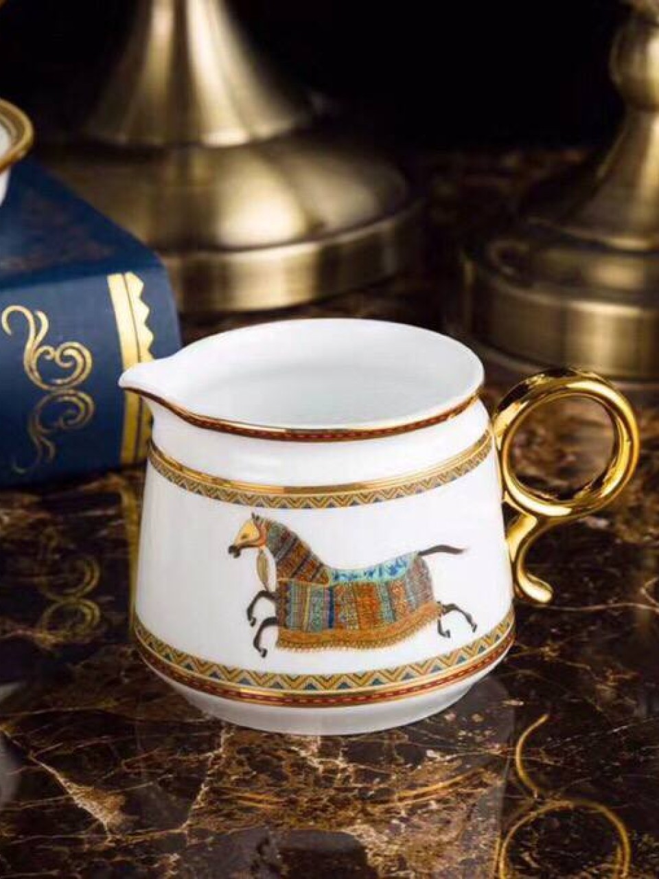 ფინჯანის კომპლექტი