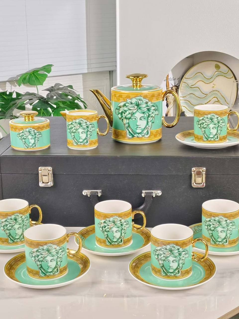 ფინჯანის კომპლექტი