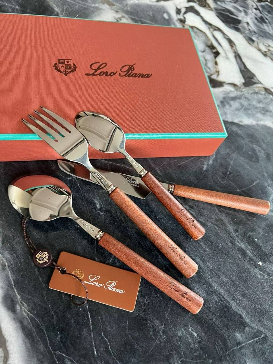 დანა ჩანგლის კომპლექტი