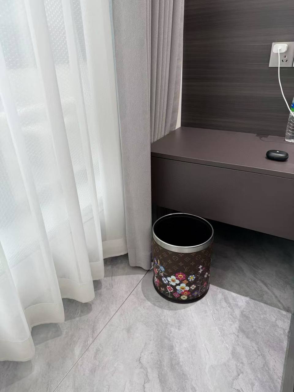 ნაგვის ურნა