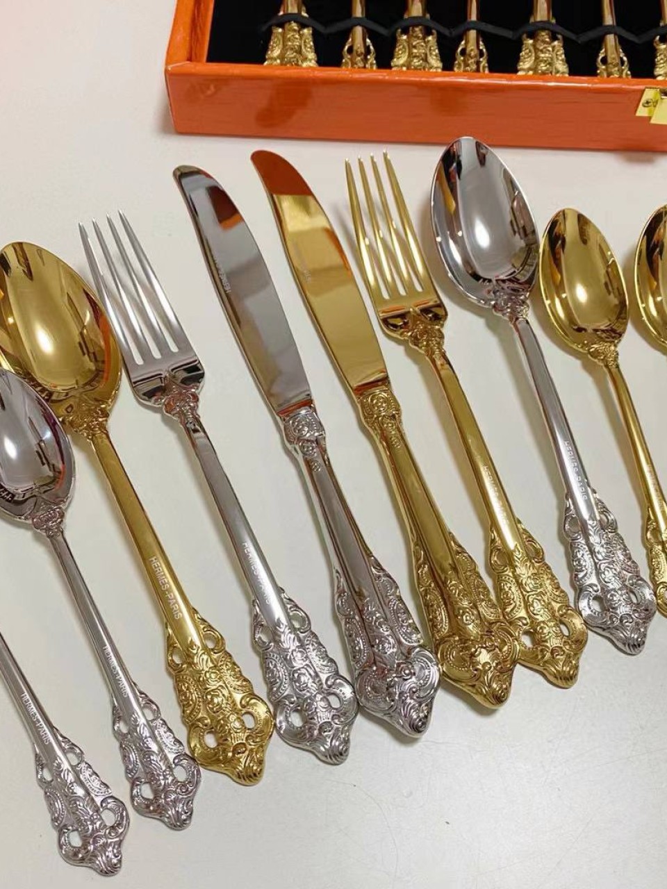 დანა ჩანგლის კოვზის კომპლექტი