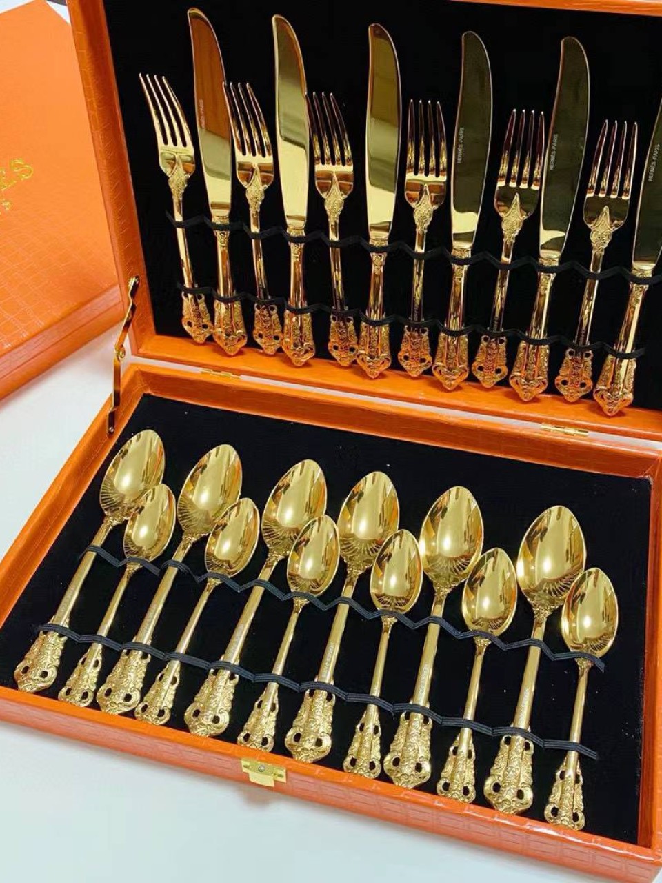 დანა ჩანგლის კოვზის კომპლექტი