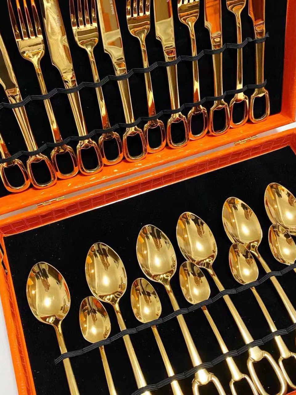 დანა ჩანგლის კოვზის კომპლექტი