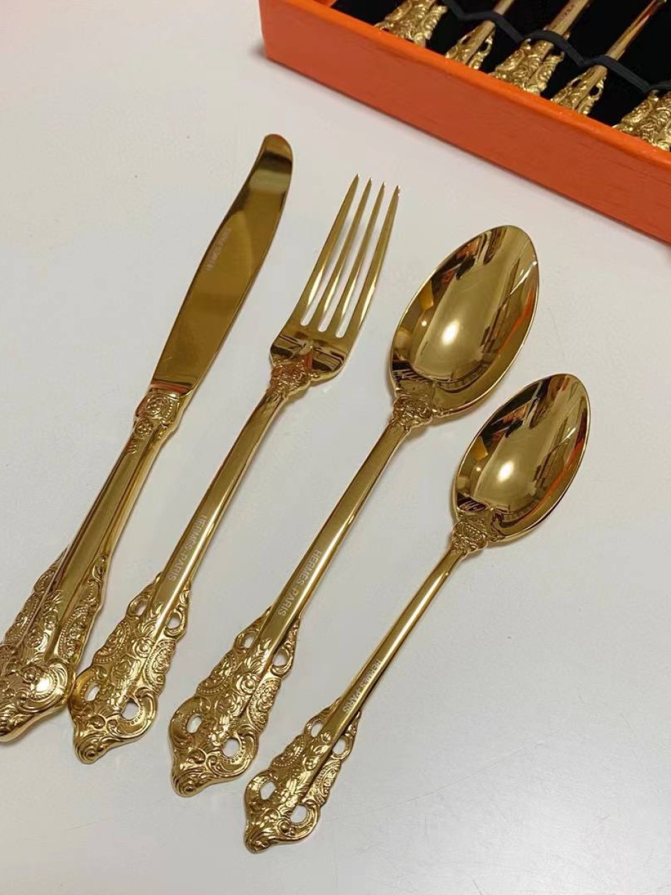 დანა ჩანგლის კოვზის კომპლექტი