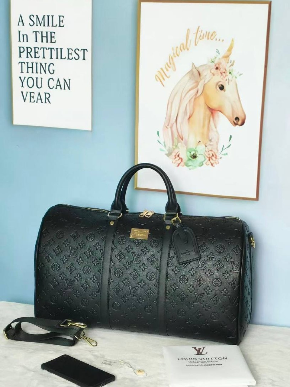 სამგზავრო ჩანთა