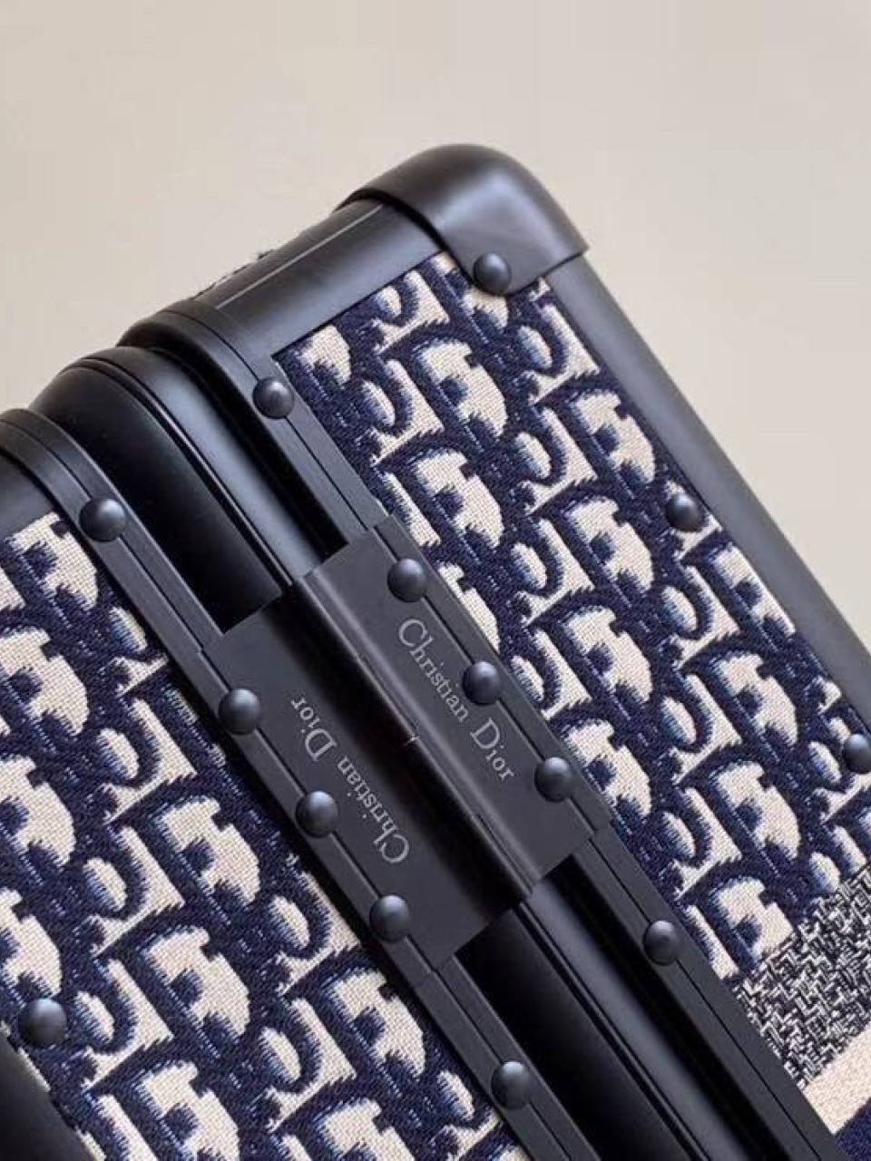 ჩემოდანი