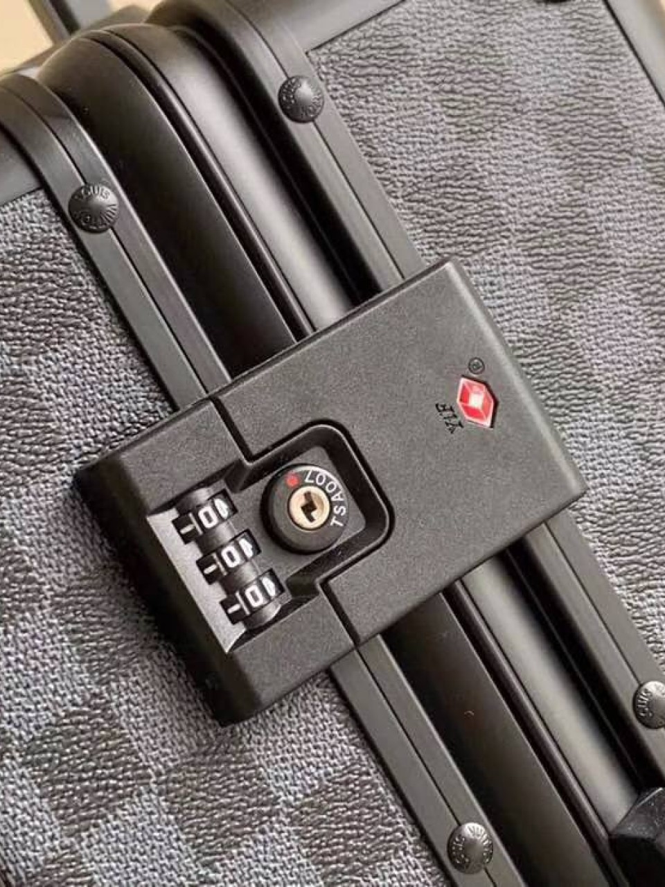 ჩემოდანი