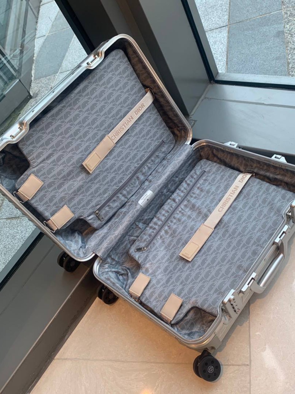 ჩემოდანი